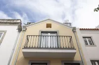 Cascais Petit Bijou by Cadenzalux - Condos