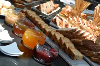 Savoy Hotel Encarnación - Desayuno