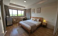 Charming Home Resort Hotels in Suan Phueng