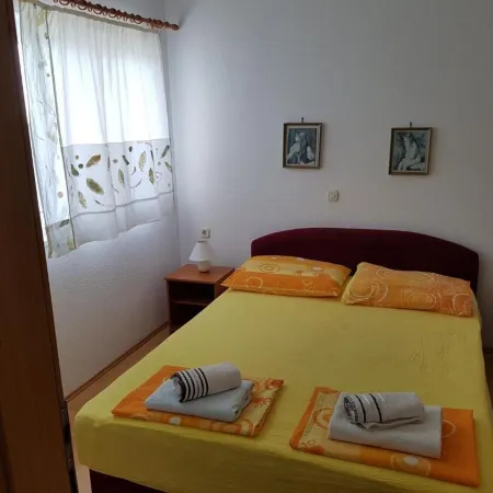 Apartments Jereb Отели в г. Драшнице
