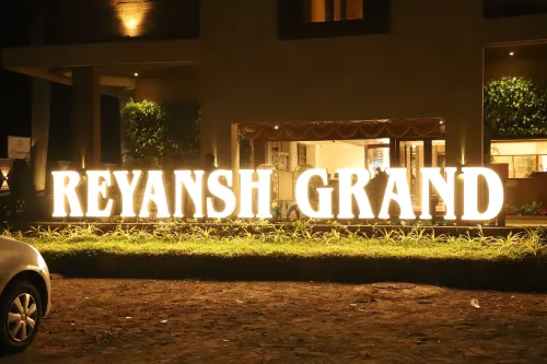 Hotel Reyansh Grand