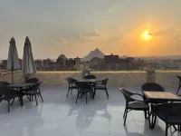 Sun 3 Pyramids Inn Hotels in 
