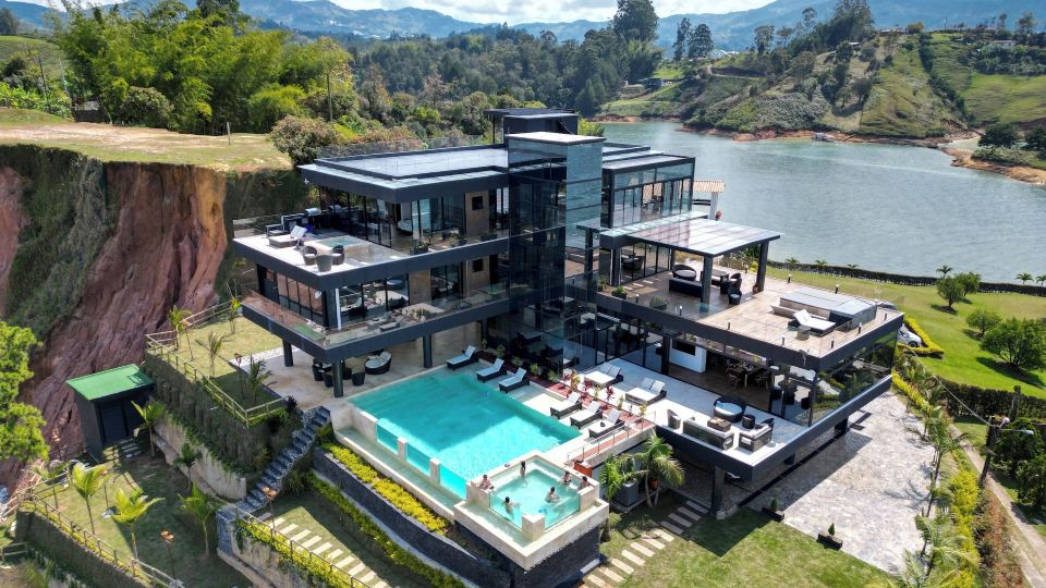 Vivanti Resort