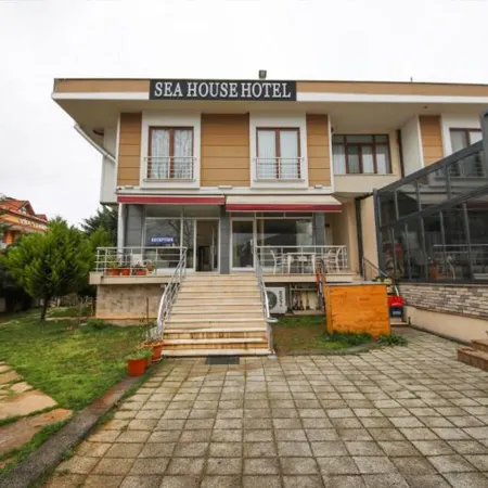 Sea House Hotel