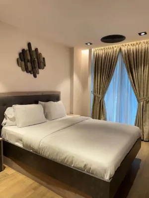 Diamond in The City, One-Bedroom Apartment Hotels in Cantonments