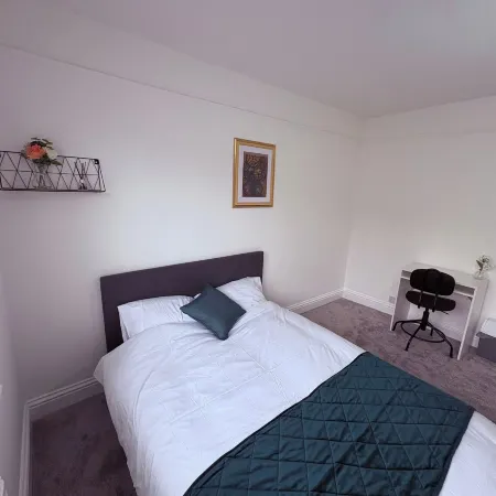 Central Chelmsford 2-Bed Apt 5 Mins to Station