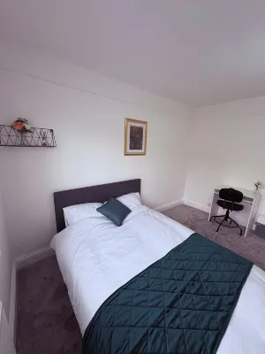 Central Chelmsford 2-Bed Apt 5 Mins to Station