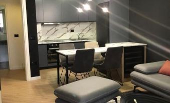 Tirent Apartment Komuna Parisit 1