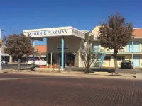 Warrick Plaza Inn Hotels near Wayland Baptist University