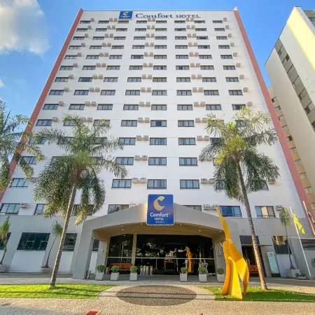 Comfort Hotel Goiânia Отели рядом с достопримечательностью «Торговый центр Mega Moda»