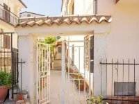 Melissa Home Hotels in Paola