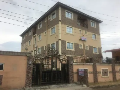 Bucker's Palace Hotel Hotels near Lakowe Lakes Golf & Country Estate