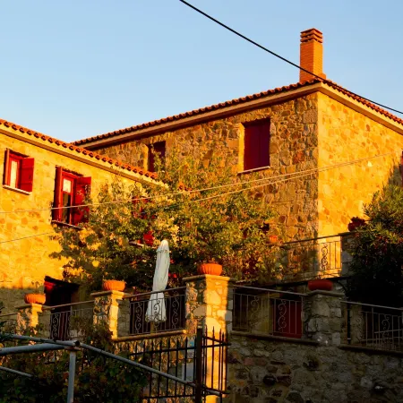 Stonehouses Lemnos