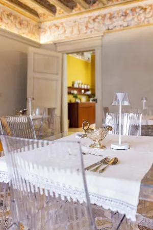 Palazzo Fauzone Relais Отели в г. Монтальдо-ди-Мондови