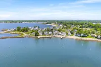 Seaside Serenity: 4Br Waterfront Gem in Branford – 5-Star Rated!