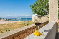 Apartments Andelic Hotels in Vir