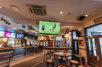 Courthouse Hotel - bar