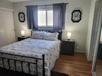 2-bedroom Condo with WiFi less than 10 min from Beach, CSLB, Convention Center