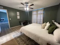 3-bedroom house in Porum Landing, waterfront with lots of space inside and out!