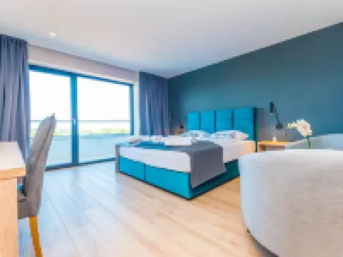 Hotel Delfin Lanterna Hotels in Tar