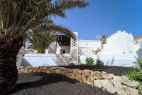Beautiful Villa Duque with Pool in Poris Abona and Parking
