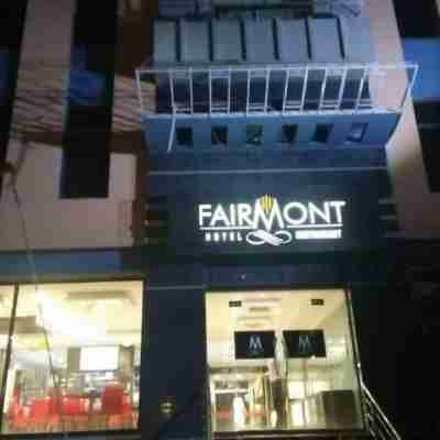 Fair Mont Hotel Exterior