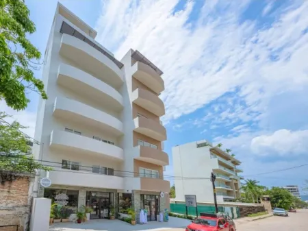 Belle Vie Golden Zone Condos