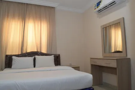 RED-35  Royal Inn Отели в г. Салала