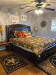 Charming 3-bedroom house with WiFi and AC in Nash