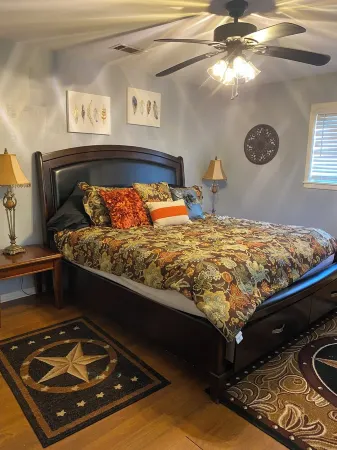 Charming 3-bedroom house with WiFi and AC in Nash
