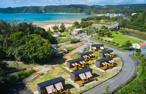 亞姆巴魯伊克斯皮裏恩斯霍特爾農加尼庫