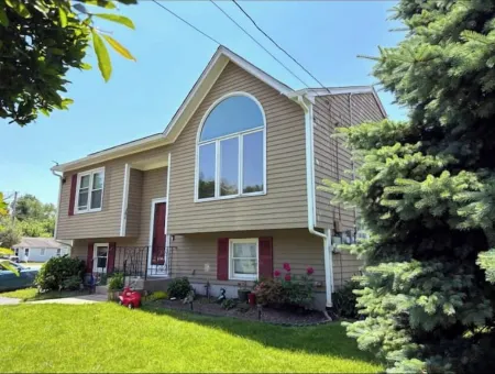 10 minutes from providence centrally located