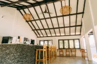 Balong Balong Surf Bungalows & Restaurant Hotels in Sekongkang
