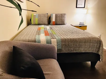 Modern, Clean and Homey APT by the Beach! Отели рядом с достопримечательностью «Hermosa Beach Pier»