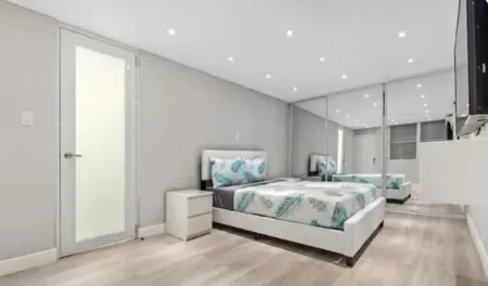 Ocean Breeze II- 2 Bedroom Beach Walking Distance