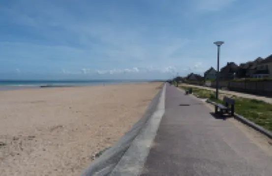 80 m² 100 m from the beach