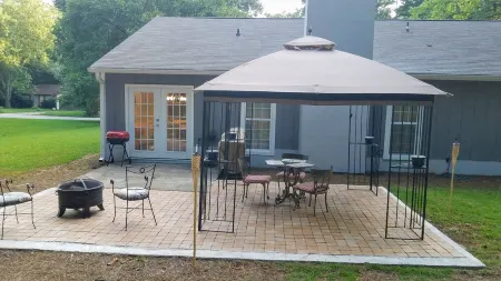 Stunning Custom Ranch in Central Roswell Отели в г. Розуэлл