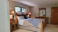 Plumas Pines 2/2 + bonus room- Fireplace-Spa Tub - Remote Work- Weekly Discount - 무료 와이파이