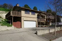 Just Blocks To Downtown & A Short Drive To Breathtaking Wineries!