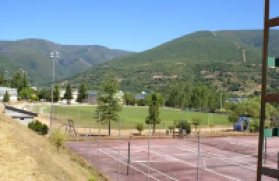 House in quiet village. Ideal couples, and friends, in Noceda del Bierzo León.