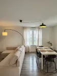 Zenora condo near the sea