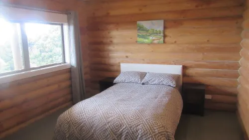 Scandinavian look log cabin with fantastic views over the mountains