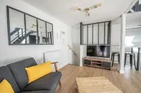 Charming Duplex downtown