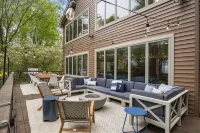 Family Luxury: 5Br, Beach, Kayaks, GameRm, Arcade, MovieRm, PingPong, Fire Pit
