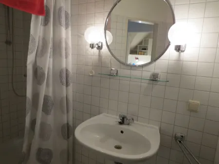 Holiday between forest and waves