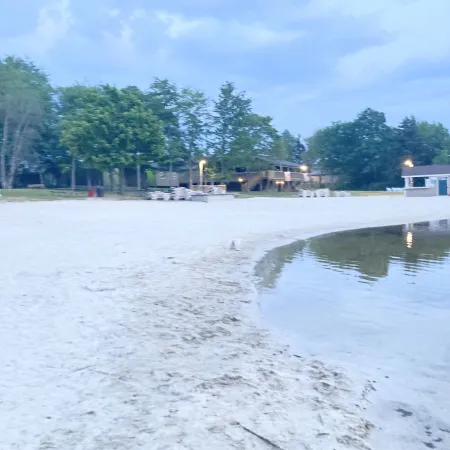 HOUSE TO RELAX WITH FAMILY AND FRIENDS+JACUZZI Отели рядом с достопримечательностью «Community Church»