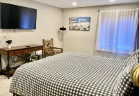 Beautiful  & Sunny 2 Bedroom 2 Bath