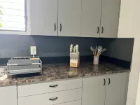 Charming 1-bedroom apartment in vibrant St Thomas with WiFi