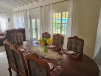 Sugarsands Villa Hotel di Bon Accord