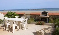 Beach house facing the sea - 3-Star
